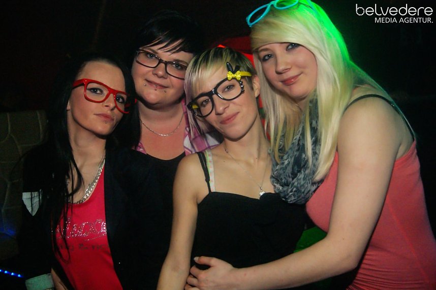 Porno-Brillen-Party im Sax