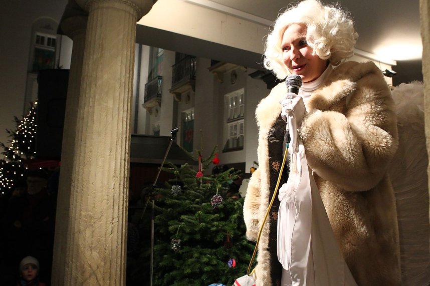 Auf dem Theaterplatz