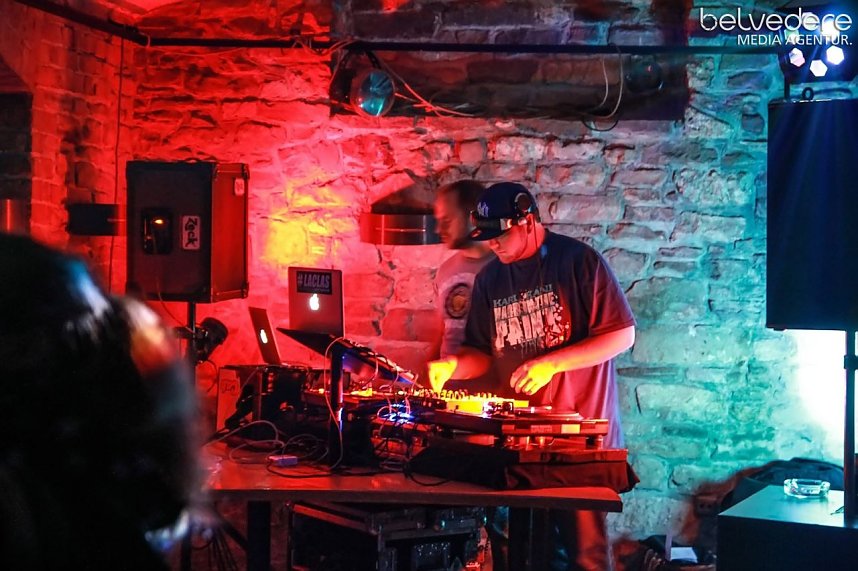 Spendierhosen-Party im Jugendclubhaus