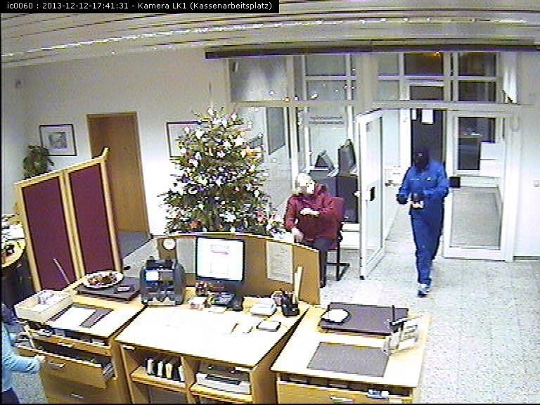Bank&uuml;berfall in Ro&szlig;leben