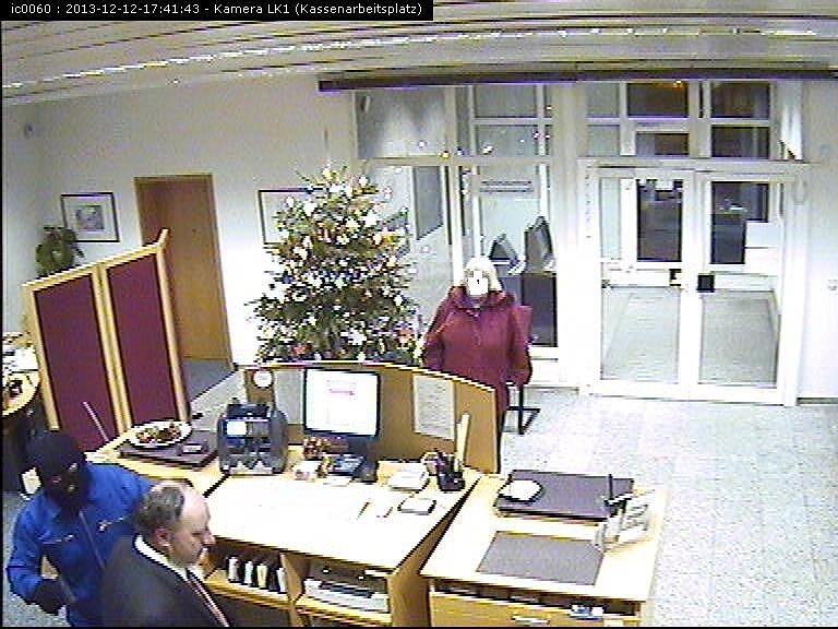Bank&uuml;berfall in Ro&szlig;leben