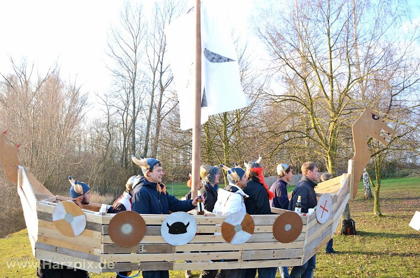 Eisbaden der FH Nordhausen