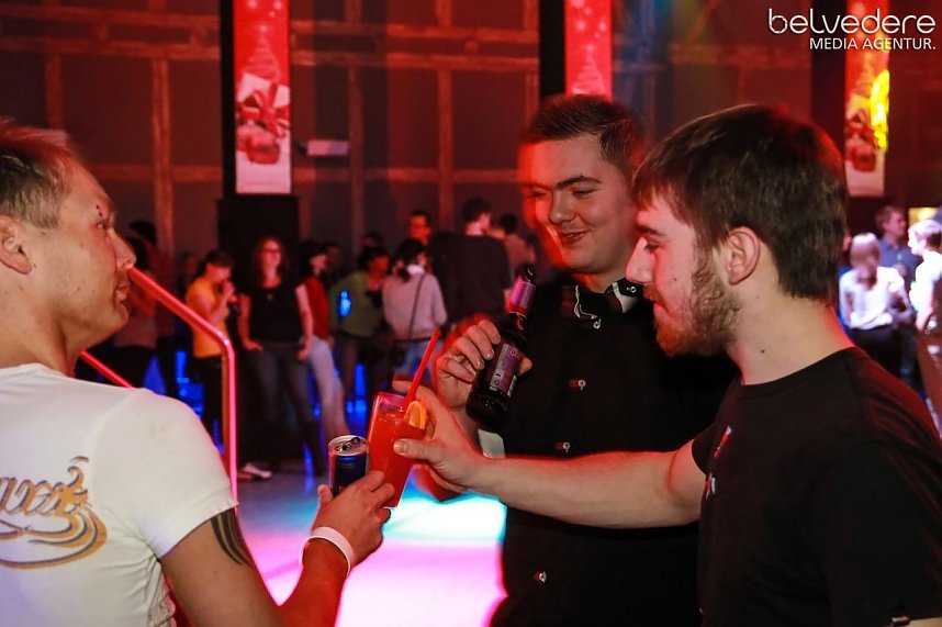 Party im Jugenclubhaus