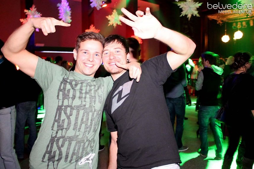 Party im Jugenclubhaus