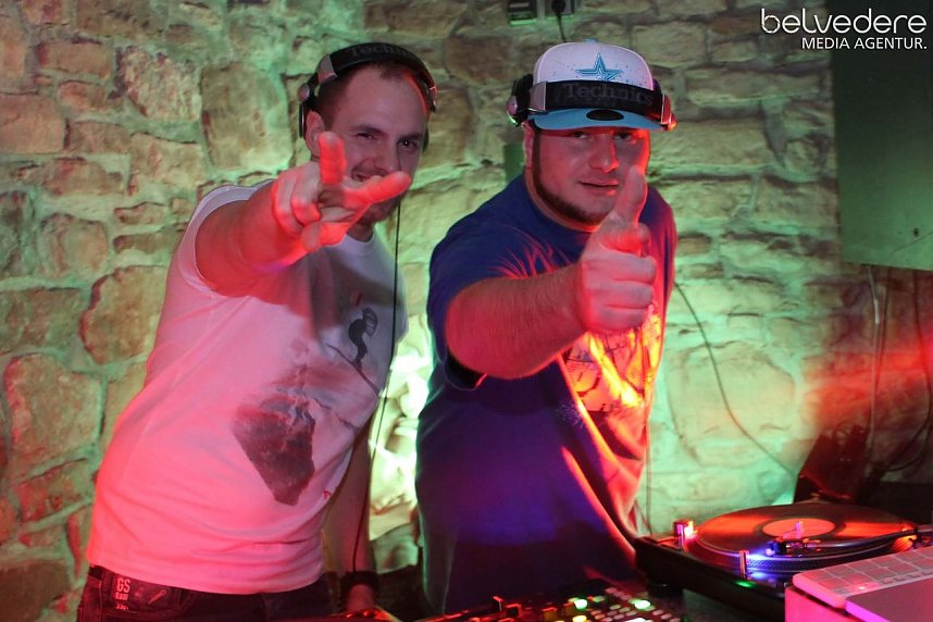 Spendierhosen-Party im Jugendclubhaus