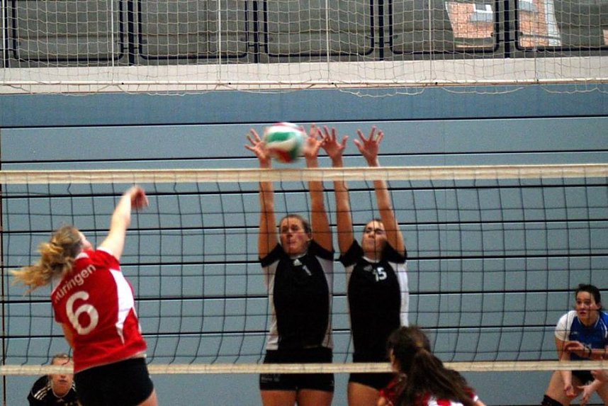 Tabellenf&uuml;hrer besiegt