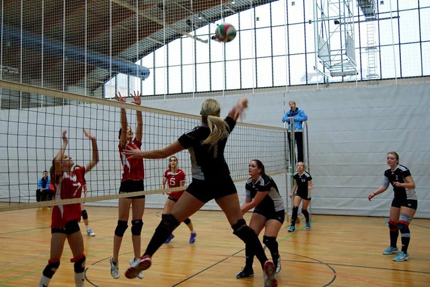 Tabellenf&uuml;hrer besiegt