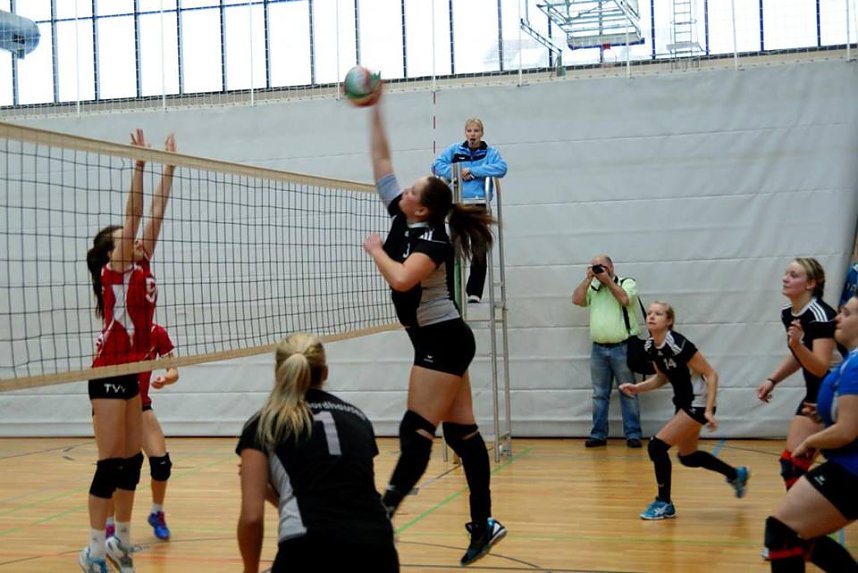 Tabellenf&uuml;hrer besiegt