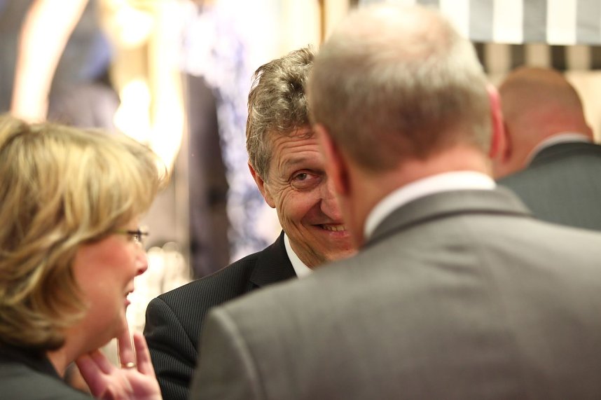 Mal an- und umgeschaut