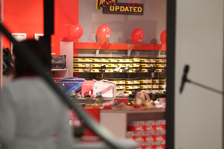 Mal an- und umgeschaut