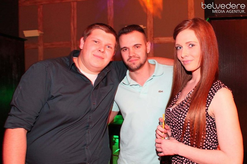 Beste Freunde im Jugenclubhaus