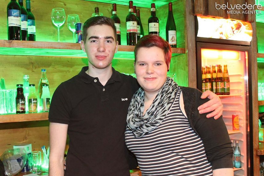 Beste Freunde im Jugenclubhaus