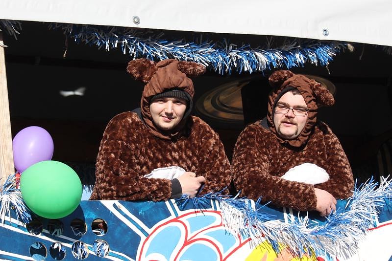 Jubil&auml;umsumzug in Kraja