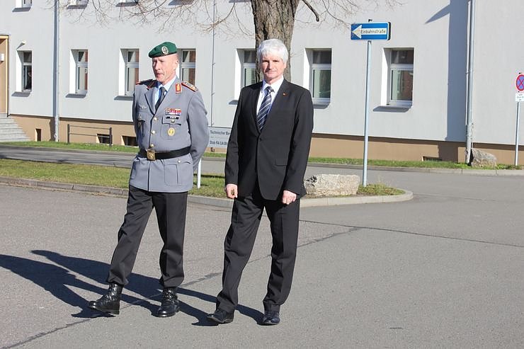 Indienststellung  des neuen Bataillons in Th&uuml;ringen