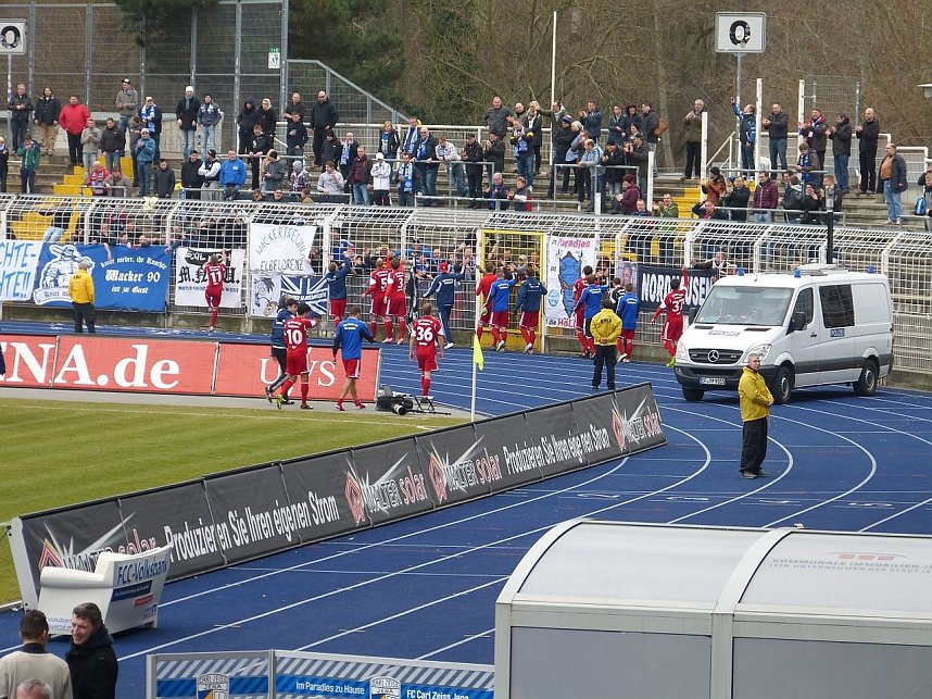 Wacker siegt in Jena