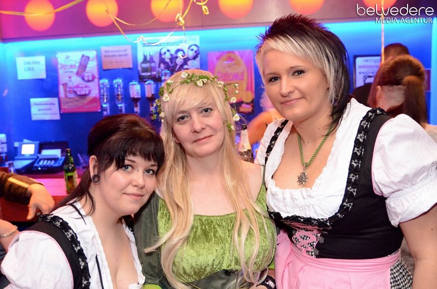 Pornofasching im Sax