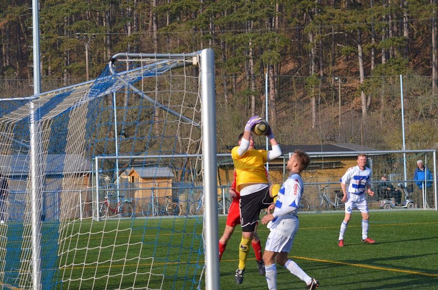 Wacker-Reserve gewinnt 2:0