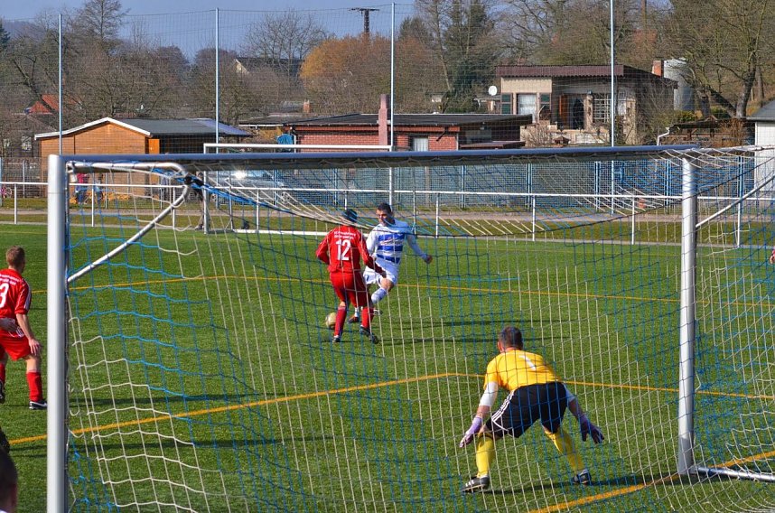 Wacker-Reserve gewinnt 2:0