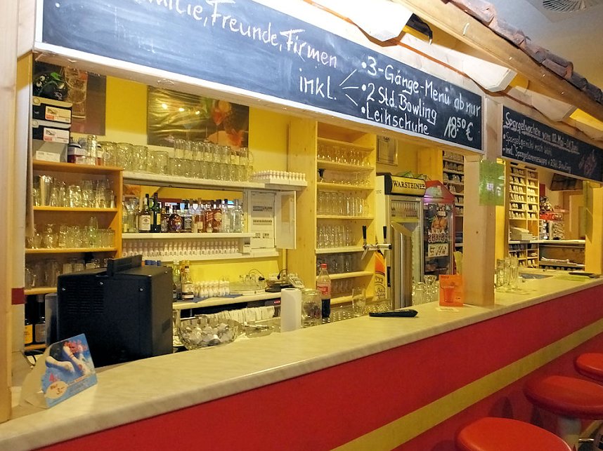 Zum Geburtstag gebowlt