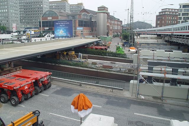 Schachtbauer am Hamburger Hauptbahnhof