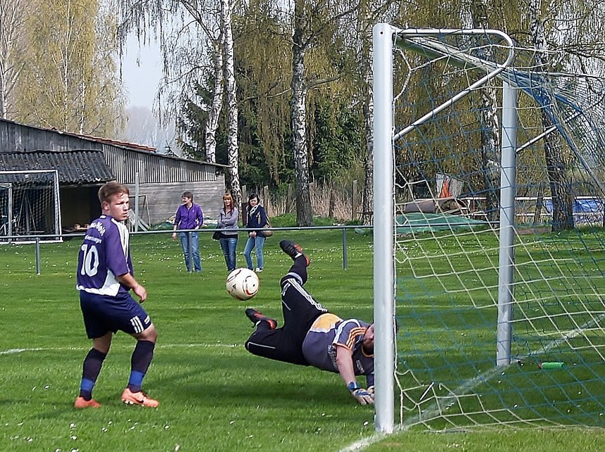 Gro&szlig;wechsungen gewinnt gegen Salza