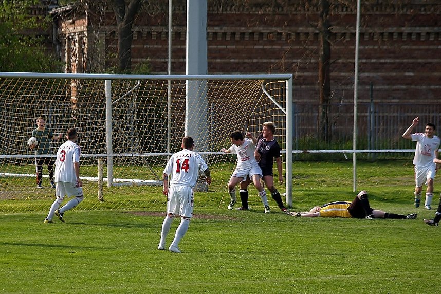 Glanzlose drei Punkte