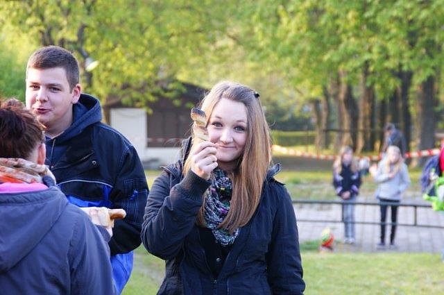 Osterfeuer in Obergebra