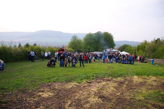 Osterfeuer in Obergebra