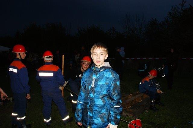 Osterfeuer in Obergebra