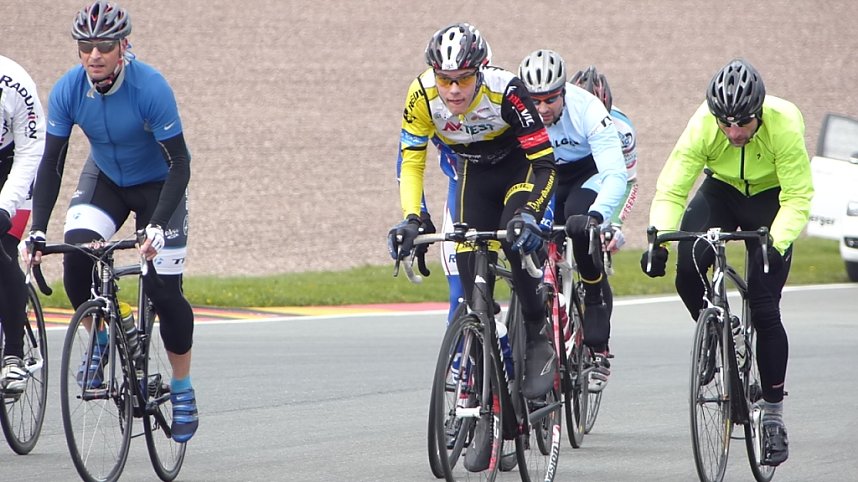Mit dem Rennrad &uuml;ber den Sachsenring