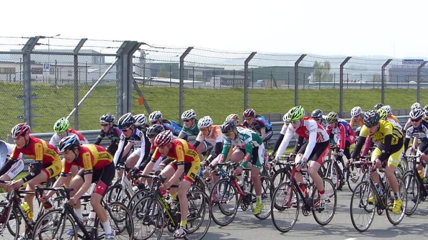 Mit dem Rennrad &uuml;ber den Sachsenring