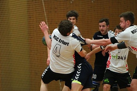 Krimi in der Ballspielhalle