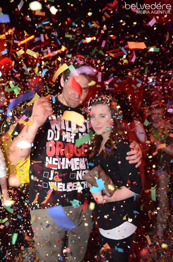 Konfetti-Party im Sax