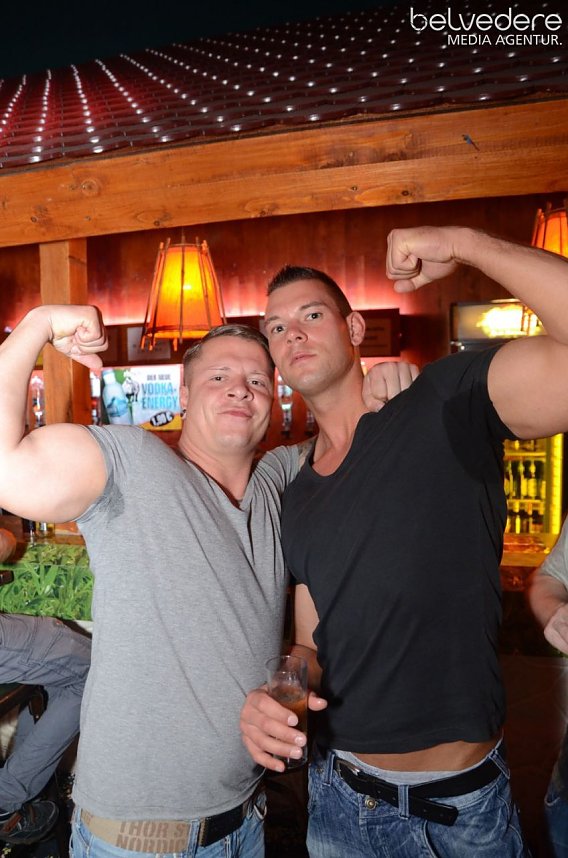 Konfetti-Party im Sax