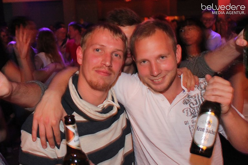 Party im Jugenclubhaus