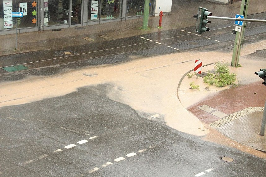 Starke Regenf&auml;lle in Nordhausen