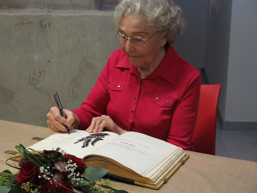 Ins Goldene Buch eingetragen