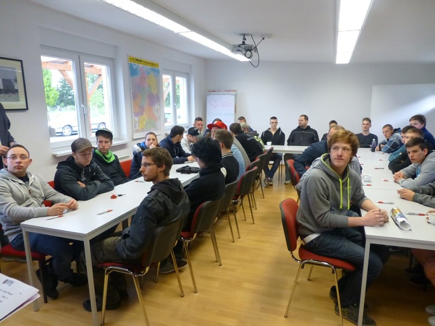 Rundkurs f&uuml;r junge Fahrer