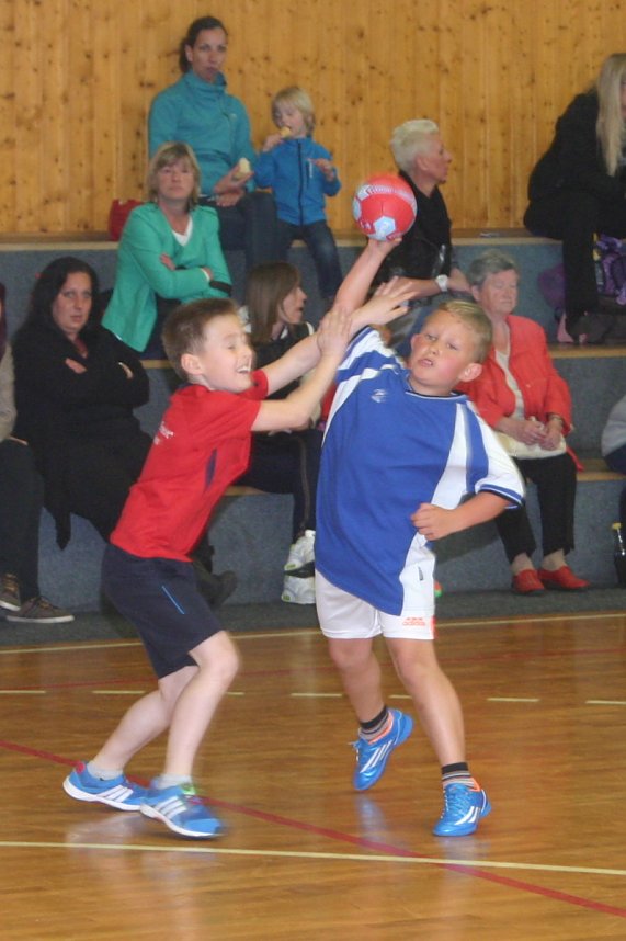 Mit viel Elan Ran an den Ball