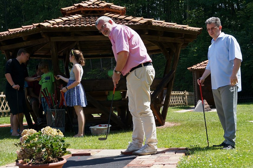 Minigolfanlage eingeweiht