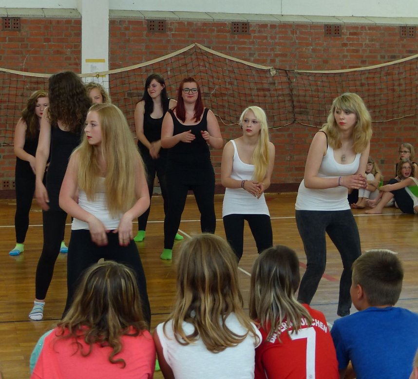 Lets Dance hie&szlig; es in der Oberschule Ellrich