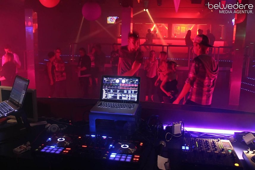 Party im Nordh&auml;user Sax