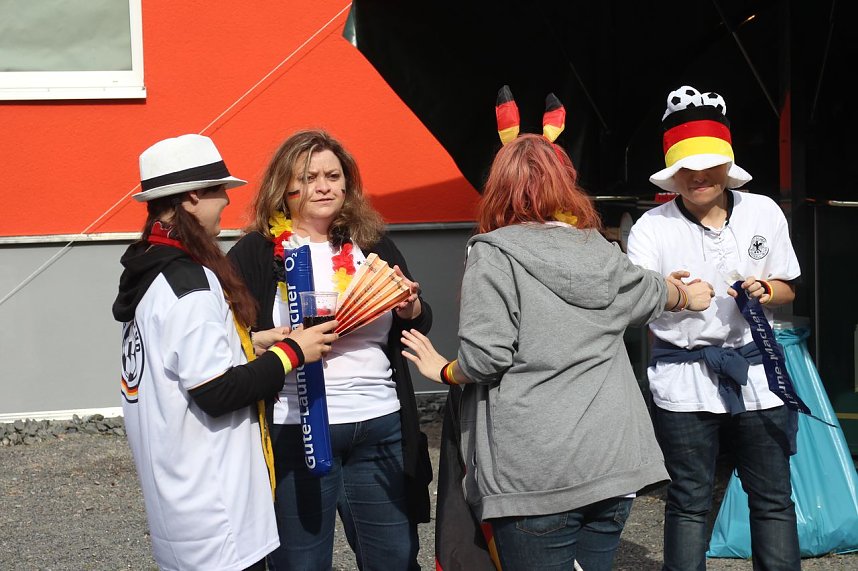 Erstes Public Viewing im Parkschloss