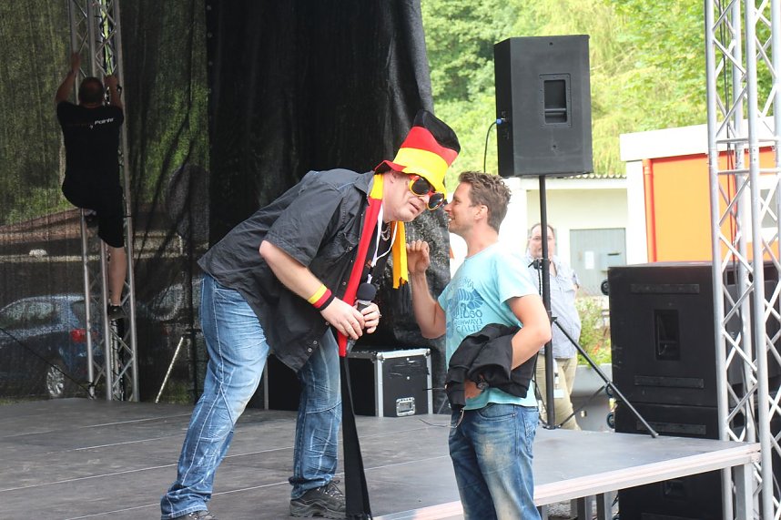 Erstes Public Viewing im Parkschloss