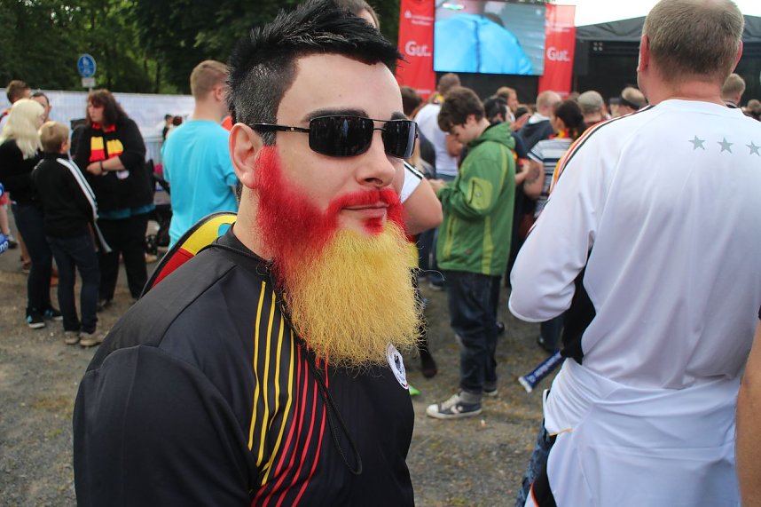 Erstes Public Viewing im Parkschloss