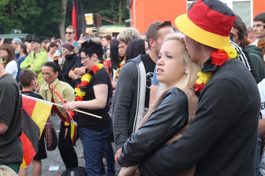 Erstes Public Viewing im Parkschloss