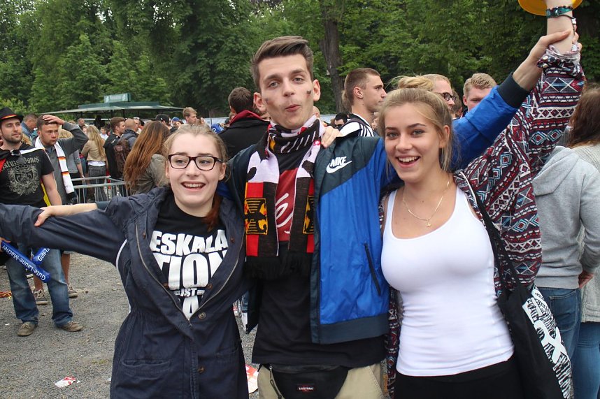 Erstes Public Viewing im Parkschloss