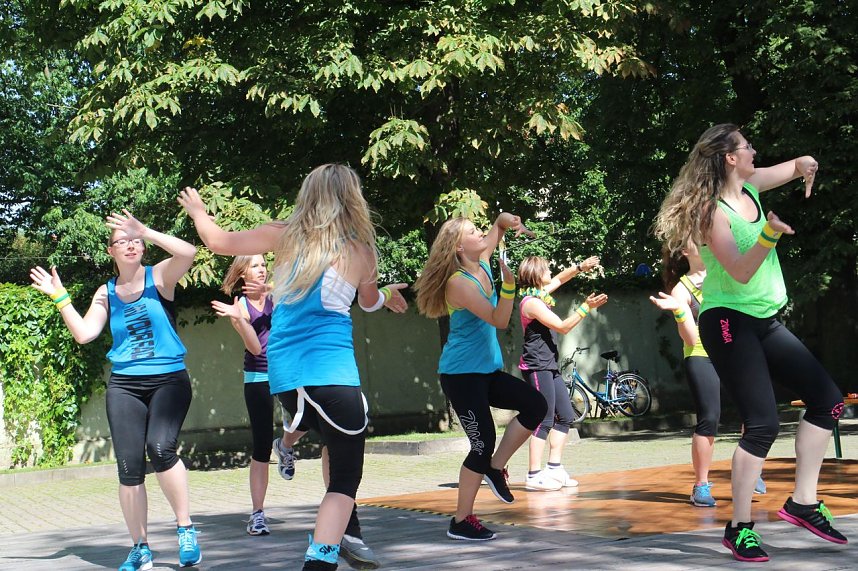 Sommerfest der VHS "Alle in einem Rhythmus"