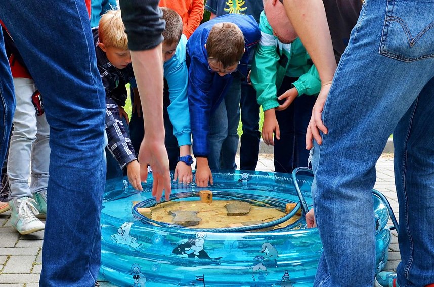 "Mini"-Studenten eroberten Campus