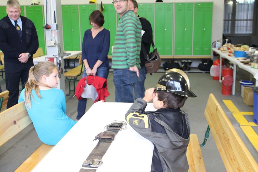 Neues Fahrzeug f&uuml;r Feuerwehr Mitte